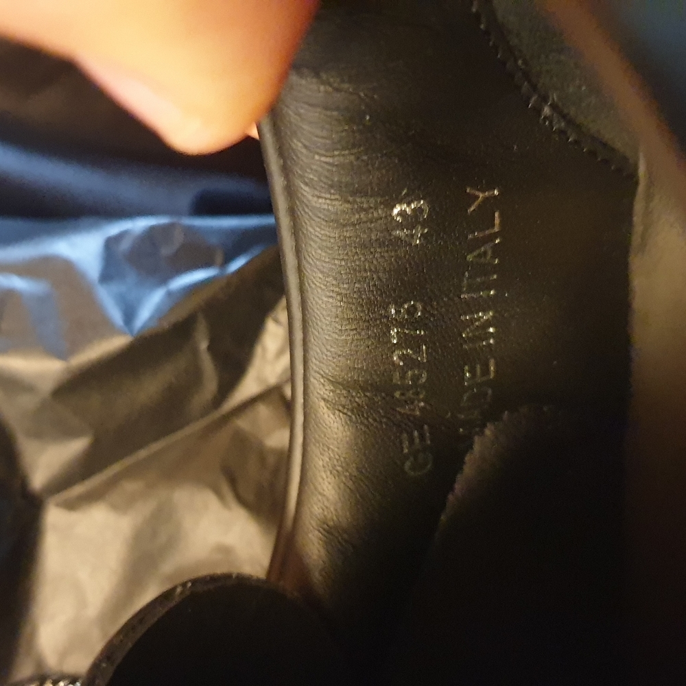 New Saint Laurent Court SL/01 Lips Sneakers - Picture 8 of 10